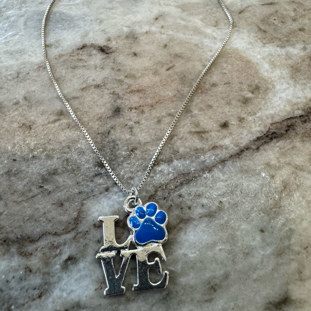 Love Pawprint Necklace (free shipping!)